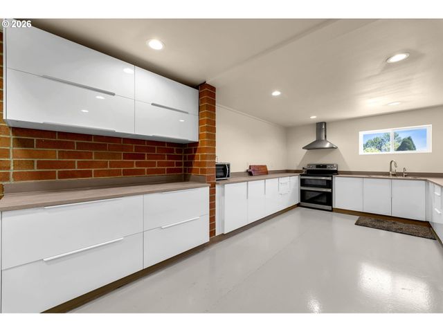 13209 Ne 119TH St, Brush Prairie, WA 98606