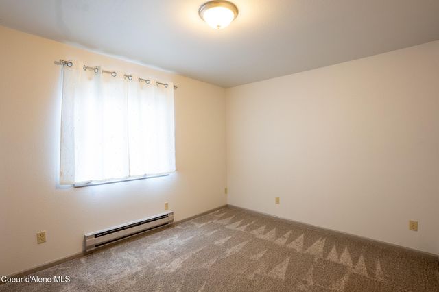 152 Cherry LN, Moyie Springs, ID 83845