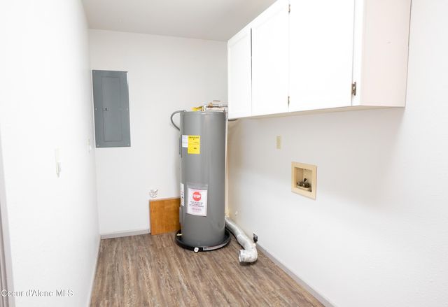 152 Cherry LN, Moyie Springs, ID 83845