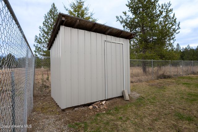 152 Cherry LN, Moyie Springs, ID 83845