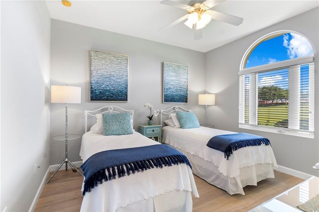 5040 Harmony Circle 107, Vero Beach, FL 32967