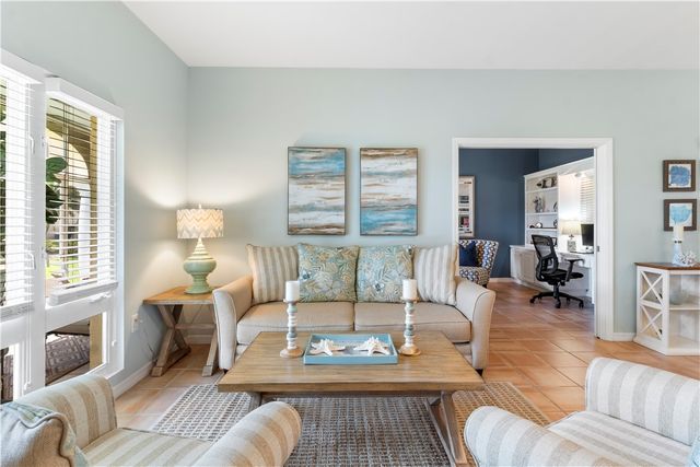 5040 Harmony Circle 107, Vero Beach, FL 32967