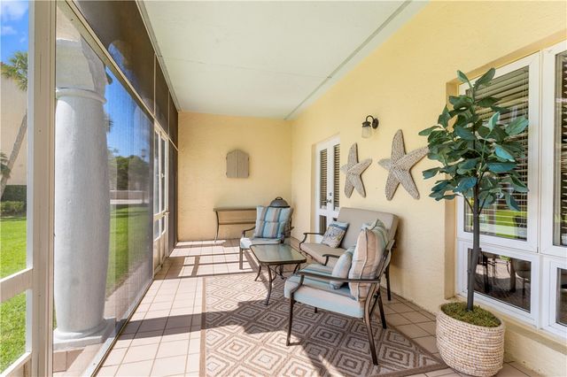 5040 Harmony Circle 107, Vero Beach, FL 32967