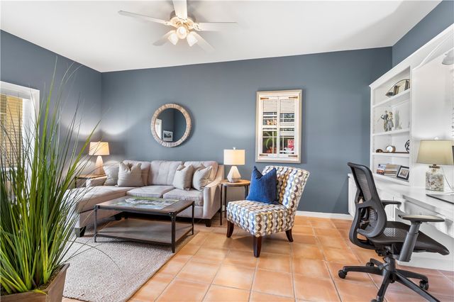 5040 Harmony Circle 107, Vero Beach, FL 32967