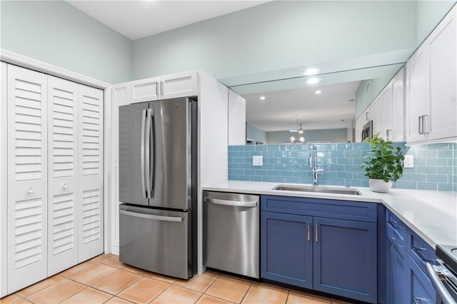 5040 Harmony Circle 107, Vero Beach, FL 32967
