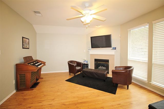 4228 Boulder Park Drive, Fort Worth, TX 76040