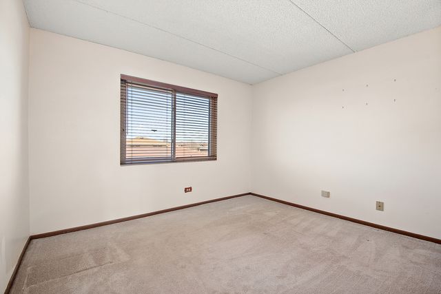 8160 168th Place 2W, Tinley Park, IL 60477