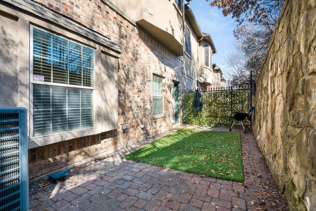 554 Rockingham Drive, Irving, TX 75063