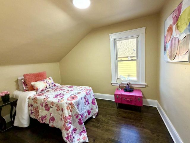 1324 Hayes AVENUE, Racine, WI 53405