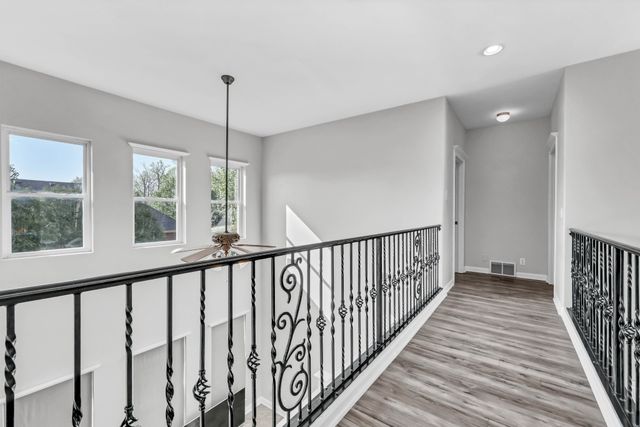 132 Lyme Dr, Clarksville, TN 37043