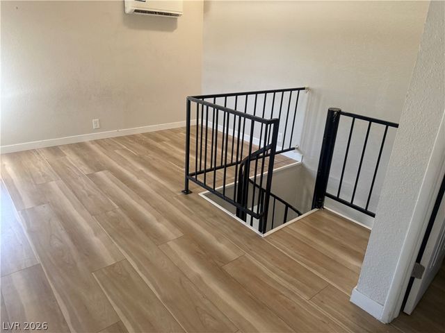 530 Elm Drive 201, Las Vegas, NV 89169