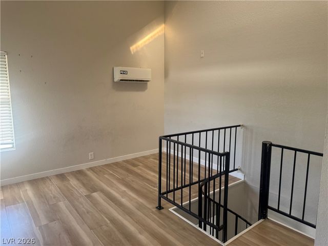 530 Elm Drive 201, Las Vegas, NV 89169