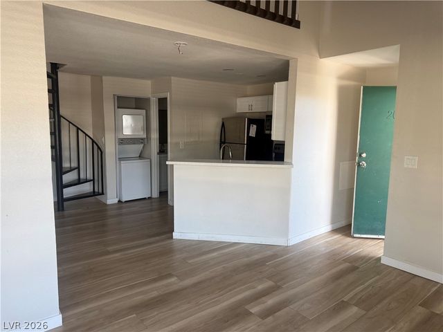 530 Elm Drive 201, Las Vegas, NV 89169