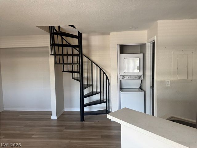 530 Elm Drive 201, Las Vegas, NV 89169