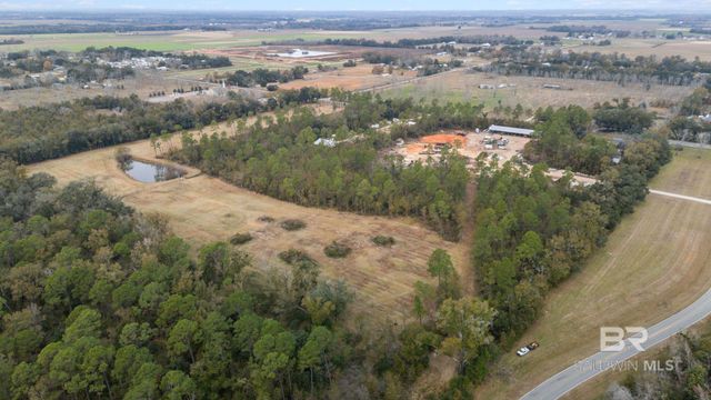 XXX Airport Road, Foley, AL 36535