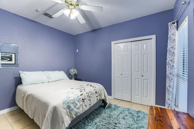 138 Penny LN, Georgetown, TX 78633