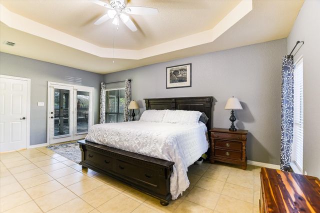 138 Penny LN, Georgetown, TX 78633