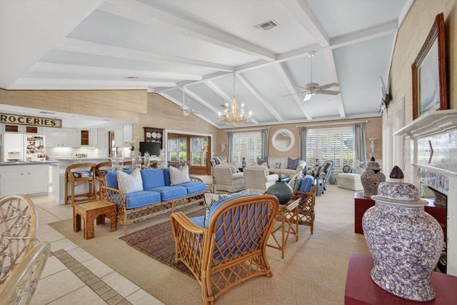 5610 SE Winged Foot Drive, Stuart, FL 34997