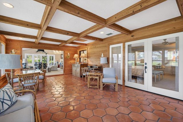 5610 SE Winged Foot Drive, Stuart, FL 34997