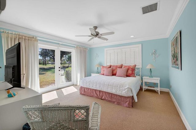 5610 SE Winged Foot Drive, Stuart, FL 34997