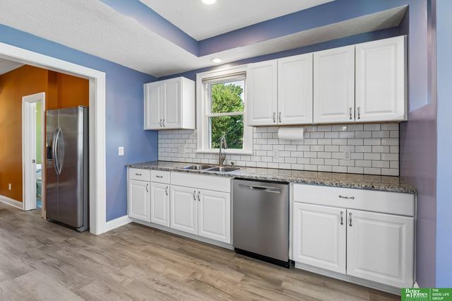 1226 N 34 Street, Omaha, NE 68131