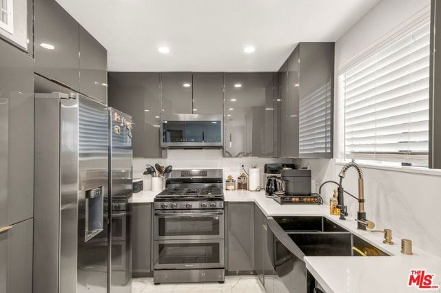 5305 White Oak Avenue F, Encino (los Angeles), CA 91316