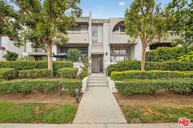 5305 White Oak Avenue F, Encino (los Angeles), CA 91316