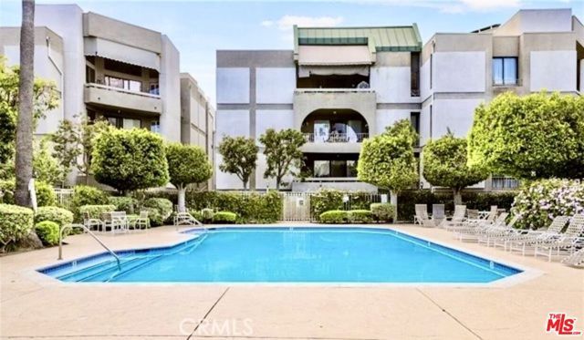 5305 White Oak Avenue F, Encino (los Angeles), CA 91316