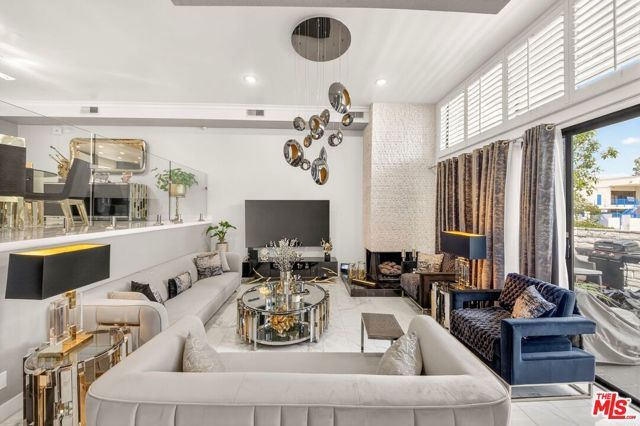 5305 White Oak Avenue F, Encino (los Angeles), CA 91316