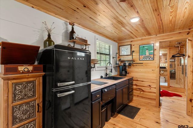 7045 Hwy 67, Mount Pleasant, TX 75455