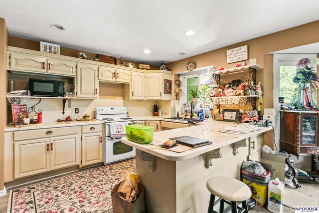 15102 Willow Creek Drive, Omaha, NE 68138