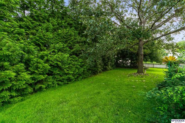 15102 Willow Creek Drive, Omaha, NE 68138