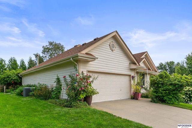 15102 Willow Creek Drive, Omaha, NE 68138