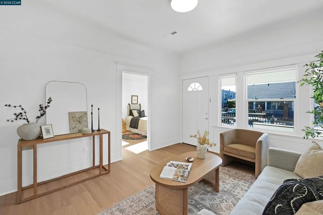 456 4Th St, Richmond, CA 94801