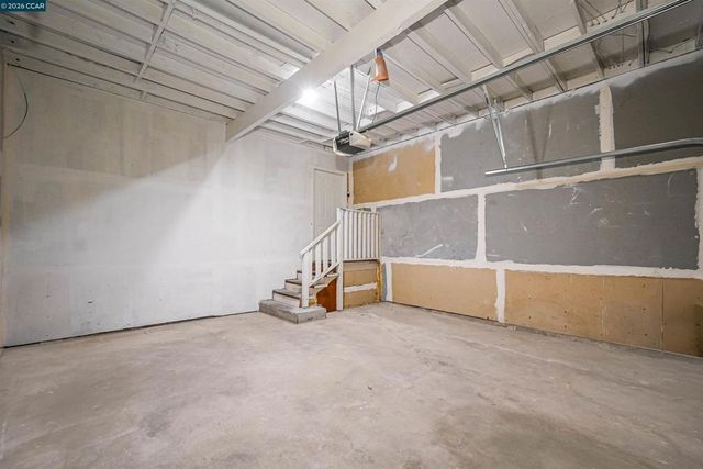 456 4Th St, Richmond, CA 94801