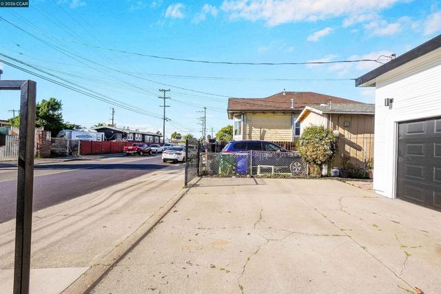 456 4Th St, Richmond, CA 94801