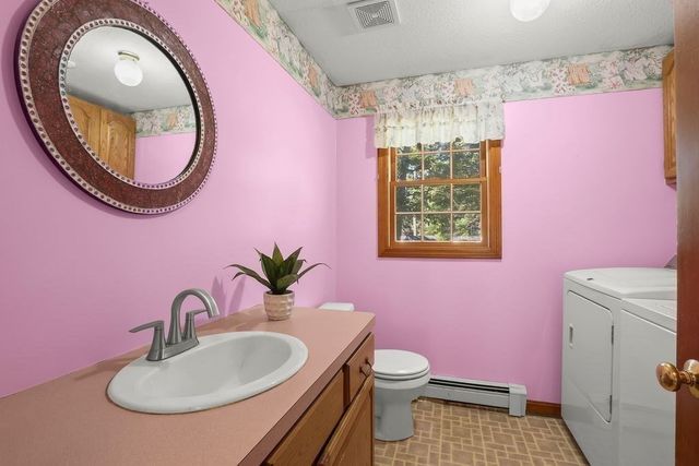 41 Virginia Ave, North Attleboro, MA 02763