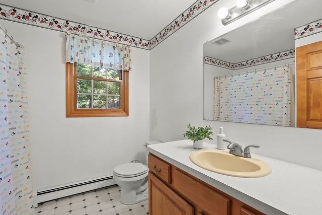 41 Virginia Ave, North Attleboro, MA 02763