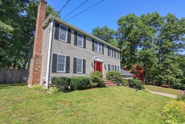41 Virginia Ave, North Attleboro, MA 02763