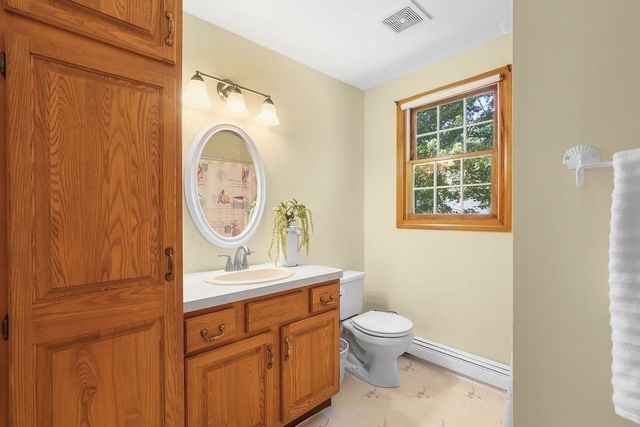 41 Virginia Ave, North Attleboro, MA 02763