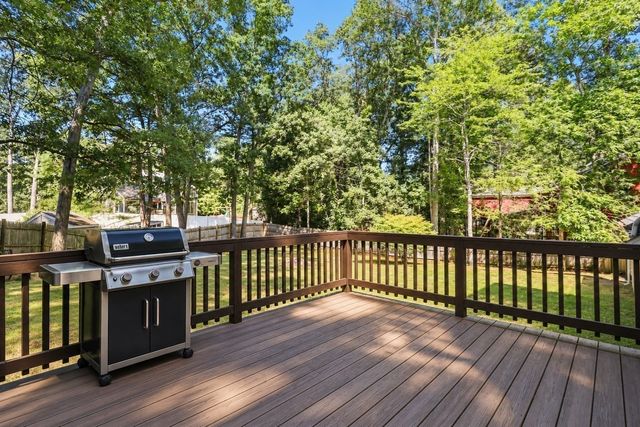 41 Virginia Ave, North Attleboro, MA 02763