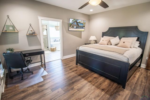 449 Lakeview Circle, Jefferson, TX 75657