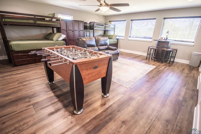 449 Lakeview Circle, Jefferson, TX 75657