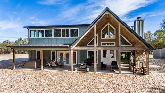 449 Lakeview Circle, Jefferson, TX 75657