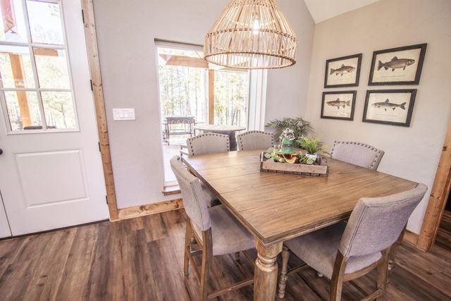 449 Lakeview Circle, Jefferson, TX 75657