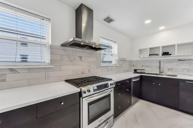 1813 Crockett Street, Houston, TX 77007