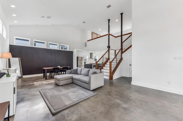 1813 Crockett Street, Houston, TX 77007