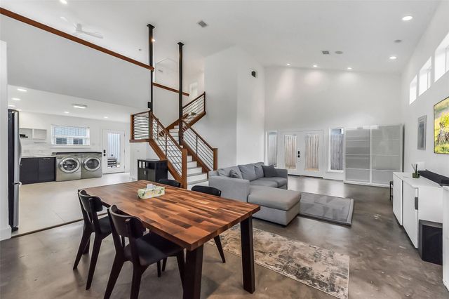 1813 Crockett Street, Houston, TX 77007