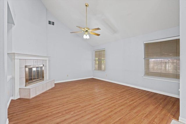 12502 FALLEN TOWER LN, Austin, TX 78753