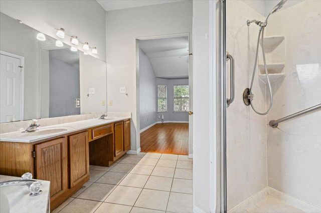 12502 FALLEN TOWER LN, Austin, TX 78753